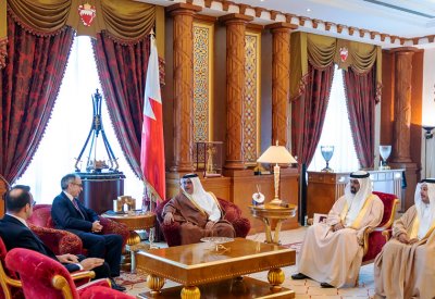 سمو ولي العهد: مواصلة تعزيز التعاون الثنائي بين البحرين وبريطانيا على كافة المستويات
