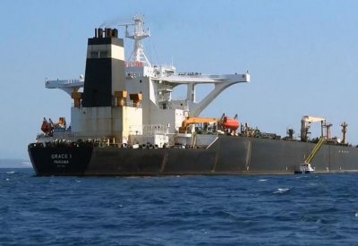 إيران تستدعي سفير بريطانيا احتجاجا على احتجاز ناقلة نفط