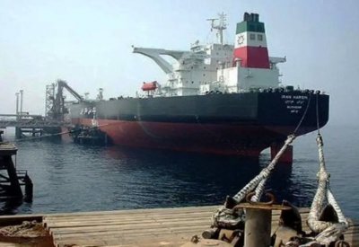 إيران تخسر مليارات الدولارات من البنزين المهرب للخارج