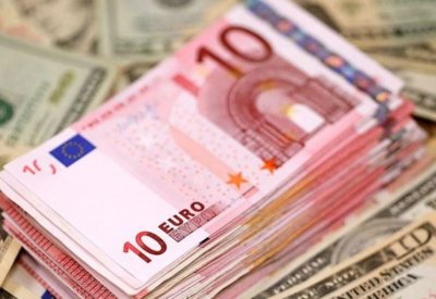 اليورو يتجه صوب أكبر انخفاض أسبوعي في 3 أسابيع مع انخفاض عوائد السندات