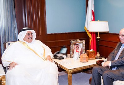 وزير الخارجية يستقبل سفير المملكة المغربية لدى البحرين 