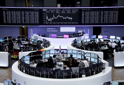  أسهم أوروبا تتراجع بفعل دويتشه بنك وانحسار الآمال في خفض كبير للفائدة