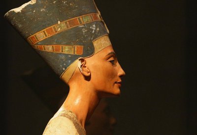  آمال كبيرة بالعثور على مومياء الملكة نفرتيتي في غرفة سرية
