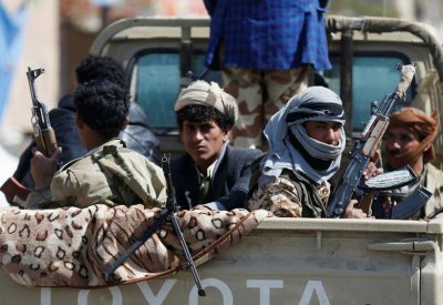 اليمن.. الحوثيون يصدرون أحكاما بإعدام 30 مختطفاً