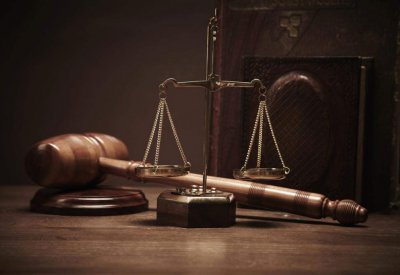 الحكم بحبس متهم سنة لتطاوله على الخلفاء الراشدين وصحابة الرسول