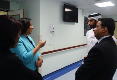 وزيرة الصحة تتفقد السلمانية وتثني على الفرق التي تعمل على تطوير العمل بمختلف الأقسام