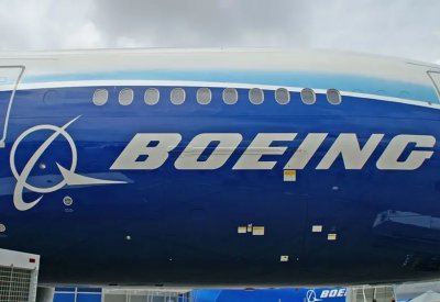 بسبب "ماكس 737".. بوينغ تخسر عرش صناعة الطائرات