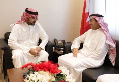 سمو الشيخ عيسى بن علي مدير عام شركة زين