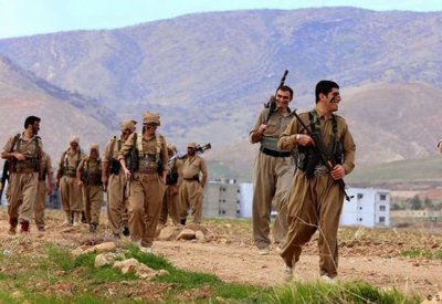 إيران تتفاوض مع أكرادها بالنرويج.. وتقصفهم في العراق