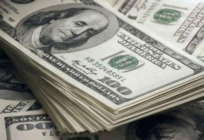 الدولار "يتراجع" بعد تصريحات أميركية