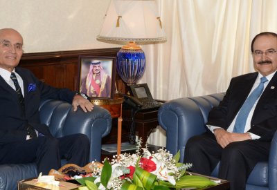 ميرزا يشيد بدور سفير البحرين السابق في اليابان