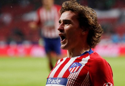  بسبب غريزمان.. أتلتيكو يورط برشلونة مع الفيفا