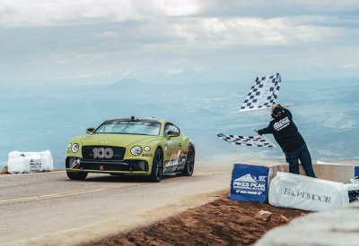 دعوة للدخول إلى عالم Bentley Continental GT