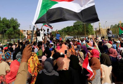 السودان ... قتيلان في مواجهات مع متظاهرين في ولاية سنار