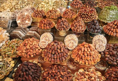 ماذا يحصل للجسم عند تناول التمور يوميا