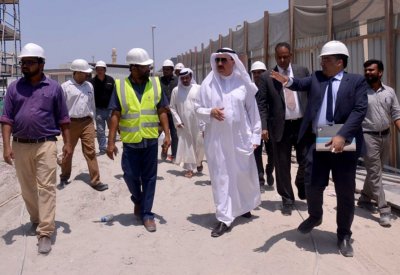 وزير العمل يشيد بالتزام أصحاب العمل بقرار حظر العمل وقت الظهيرة