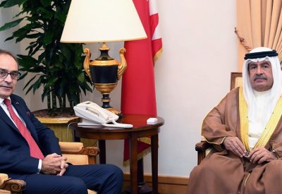 سمو نائب رئيس مجلس الوزراء يستقبل السفير البريطاني