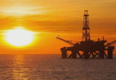 تراجع صادرات النفط السعودية إلى 6.94 مليون برميل يومياً