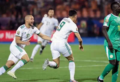 الجزائر تهزم السنغال وتتوج بكأس إفريقيا بعد 29 عاماً