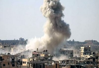 سوريا.. مقتل 19 شخصاً في غارات روسية على سوق خضار