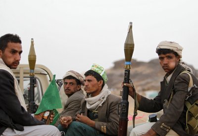 جرائم مالية.. الحوثي يحصد ملايين الدولارات من النفط