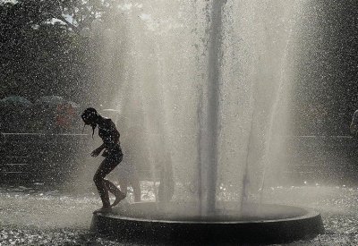 بريطانيا تنتظر "أحر ليلة" في تاريخها
