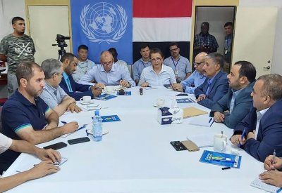 قصف صاروخي حوثي لمقر لجنة إعادة الانتشار في الحديدة