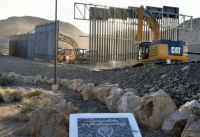 المحكمة الأميركية تسمح لترمب باستخدام أموال الجيش لبناء "الجدار"