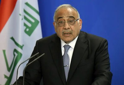 عراقيون يسخرون من محاربة الفساد.. "حيتان" تبتلع الدولة!