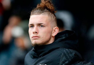 رسميا.. ليفربول يضم أصغر لاعب بالدوري الإنجليزي