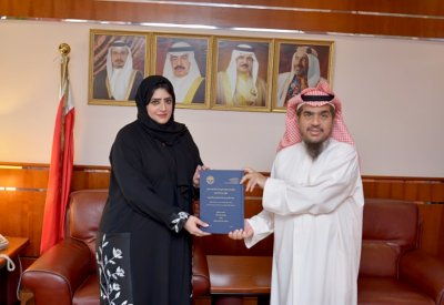رئيس ديوان الخدمة المدنية يشيد بالكفاءات الوطنية الشابة