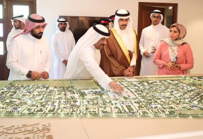 سمو محافظ الجنوبية يتفقد مدينة خليفة