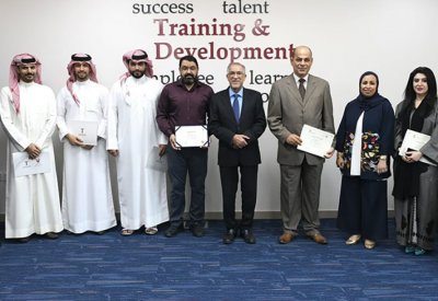 دورة تدريبية لمنتسبي أمانة الشورى بأسس وقواعد الإدارة الإشرافية