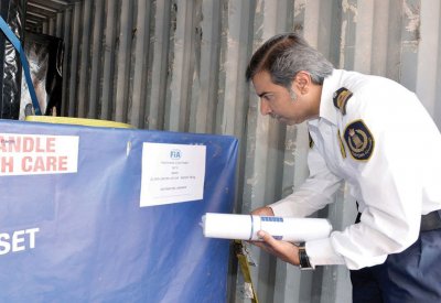 رئيس الجمارك يصدر قرارا تبسيط الإجراءات الجمركية على جسر الملك فهد