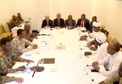 السودان.. تأجيل التفاوض المرتقب بين "الانتقالي" و"التغيير"