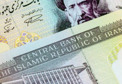 أخطر من العقوبات.. الفساد ينخر في الاقتصاد الإيراني