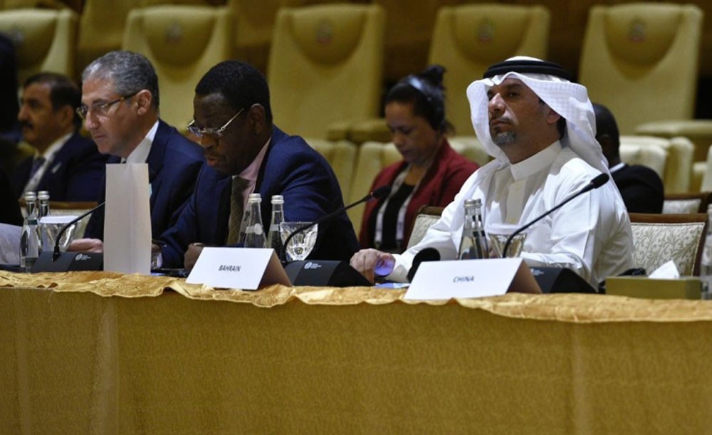بن دينه يشارك في الاجتماع التحضيري لقمة المناخ في ابوظبي‎