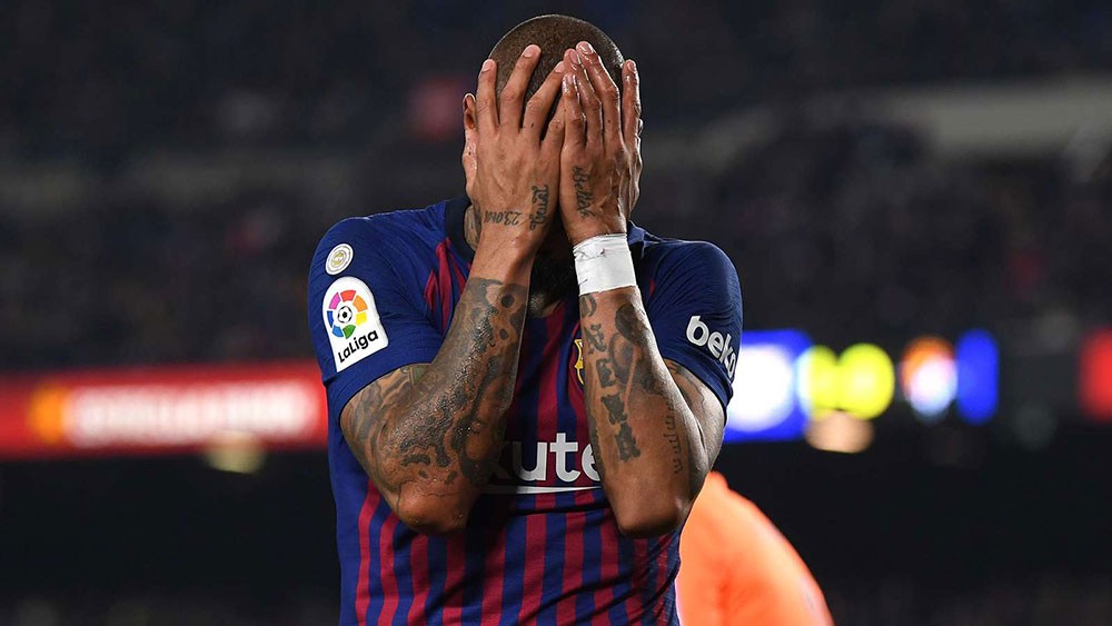  رسميًا .. برشلونة يصرف النظر عن شراء بواتينج
