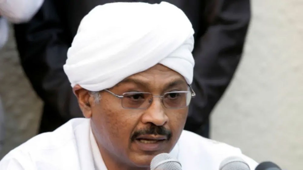 المهدي: هكذا انقلب مدير الأمن السابق على البشير!