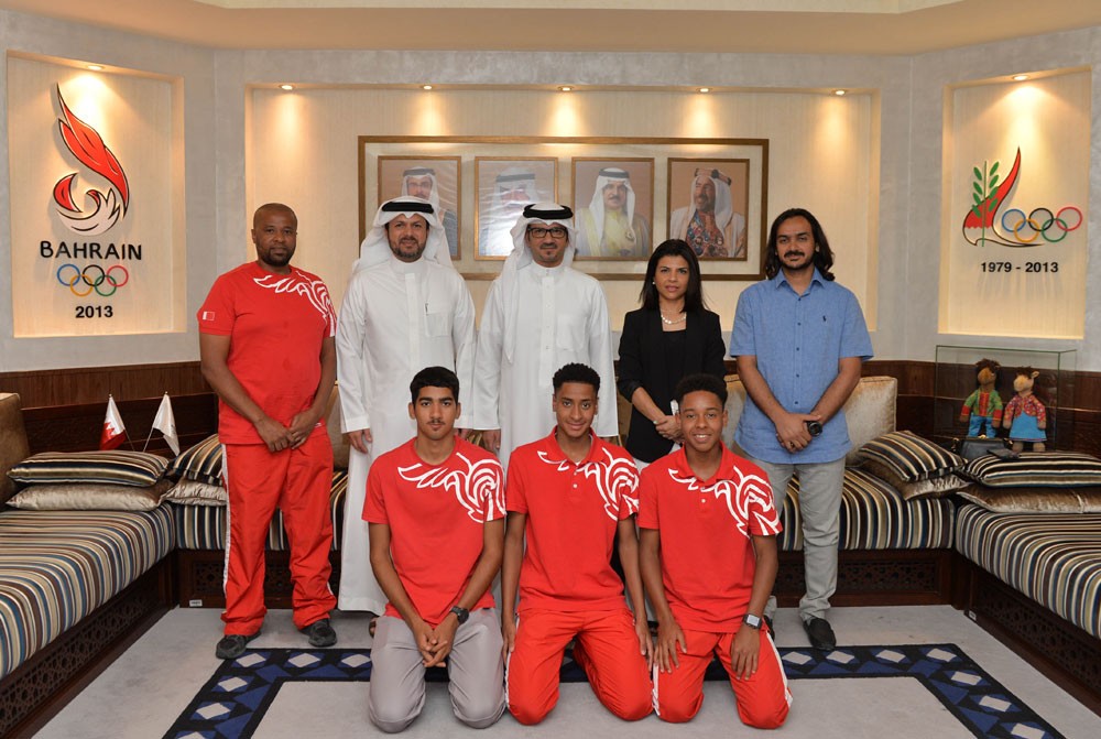 النصف يشيد بتأهل عمر حمزة إلى بطولة العالم للترايثلون