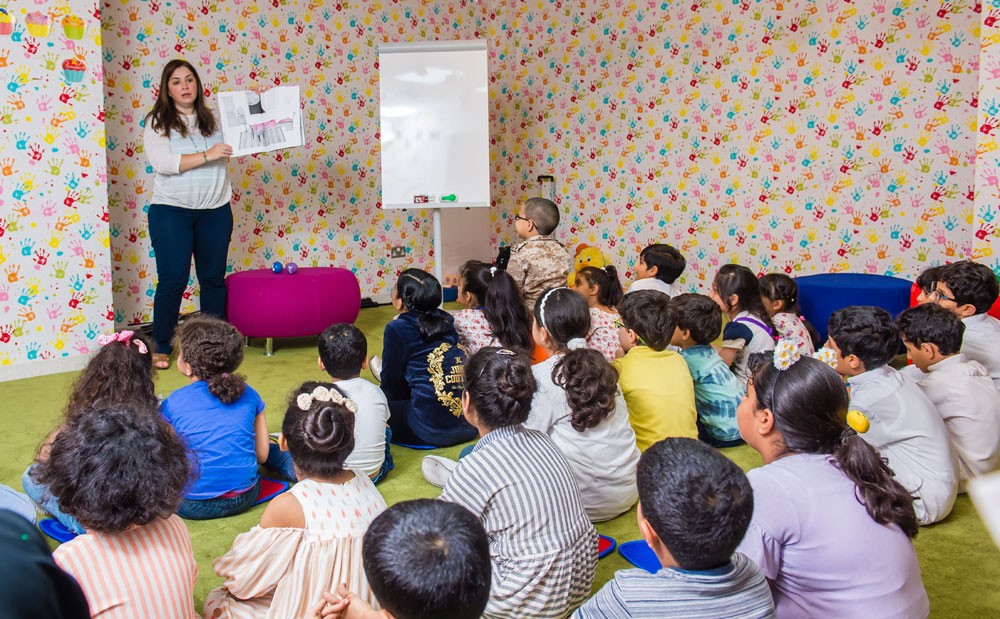 الثقافة والسياحة - أبوظبي تكشف عن مخيم "مكتبة"