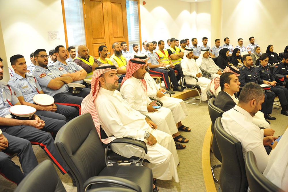 بلدية المحرق تقيم ندوة تعريفية عن مهام البلدية لمنسوبي شرطة المجتمع