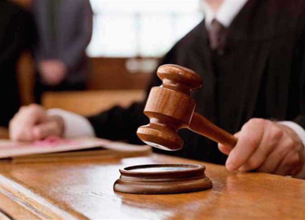سنة ووقف التنفيذ لخليجي تسبب بوفاة آخر دخل منزله عنوة