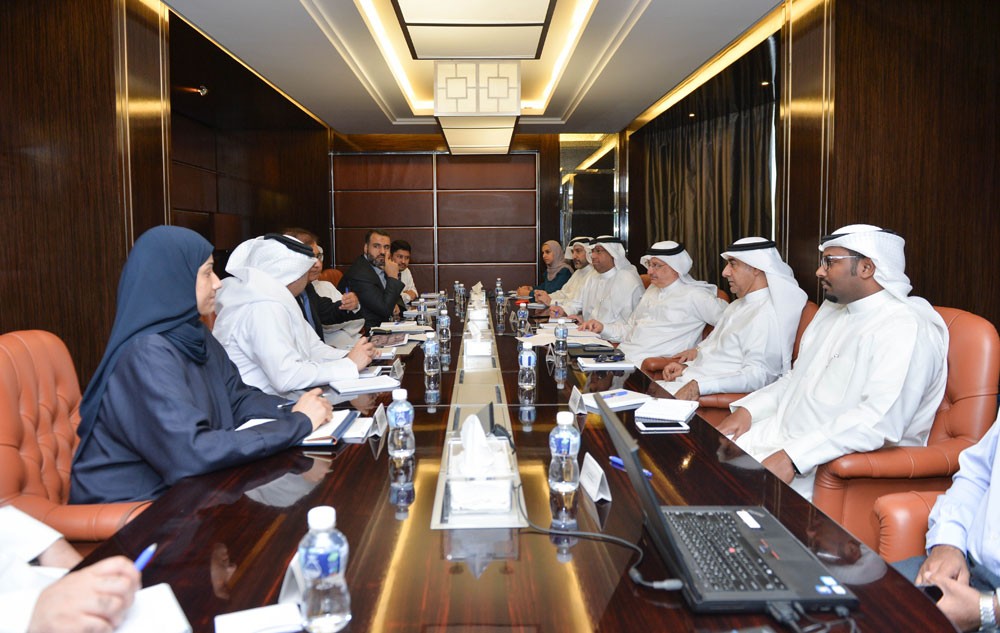 اللجنة المعنية بدارسة بعض حالات الوفاة في المماشى العامة تواصل اجتماعاته