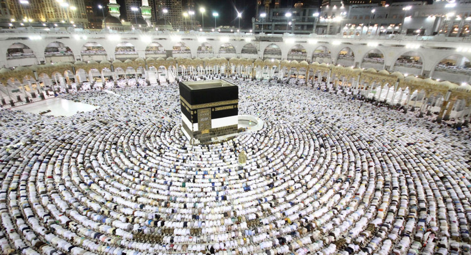السعودية تحذر من رفع شعارات سياسية ومذهبية في الحج