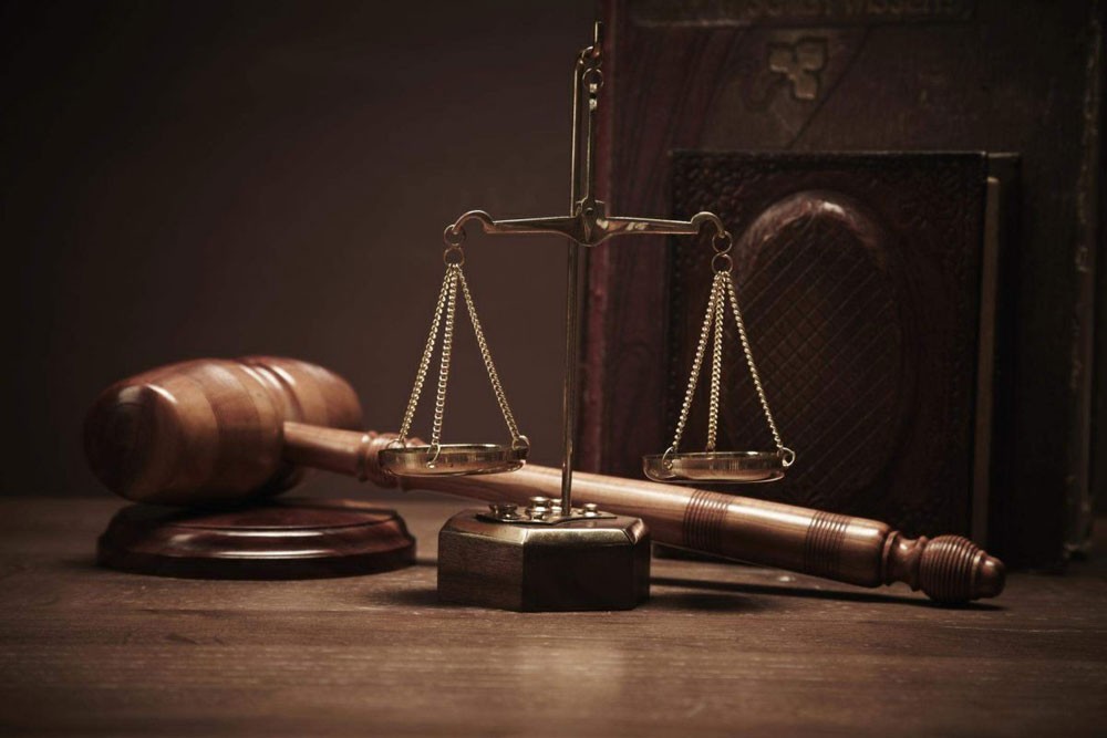 الحكم بحبس متهم سنة لتطاوله على الخلفاء الراشدين وصحابة الرسول
