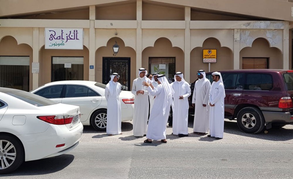 اللجنة الخدمية ترصد الاحتياجات العامة بمنطقة الرفاع الشرقي