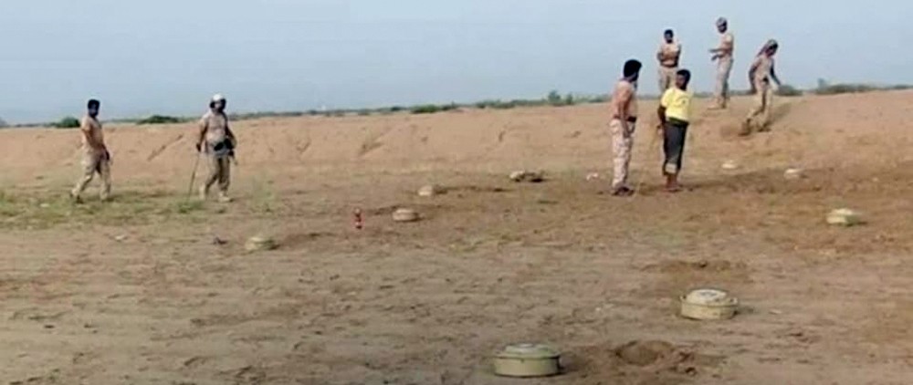 شاهد الجيش اليمني ينزع 680 لغما زرعها الحوثي بحجة وصعدة