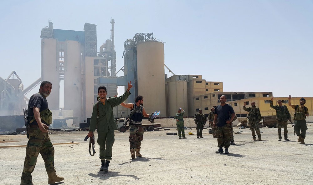 الجيش الليبي يقتل إرهابيين في هجوم جوّي على "غريان"
