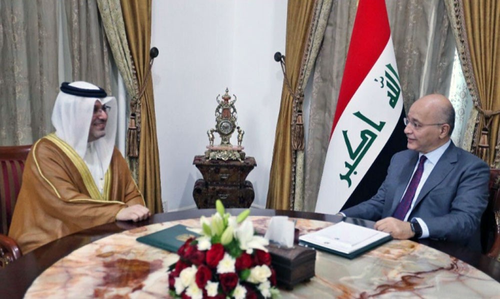 رئيس العراق يستقبل سفير البحرين في بغداد